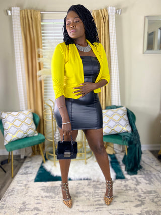 Yellow blazer ruched sleeve quarter length sleeve solid pattern yellow