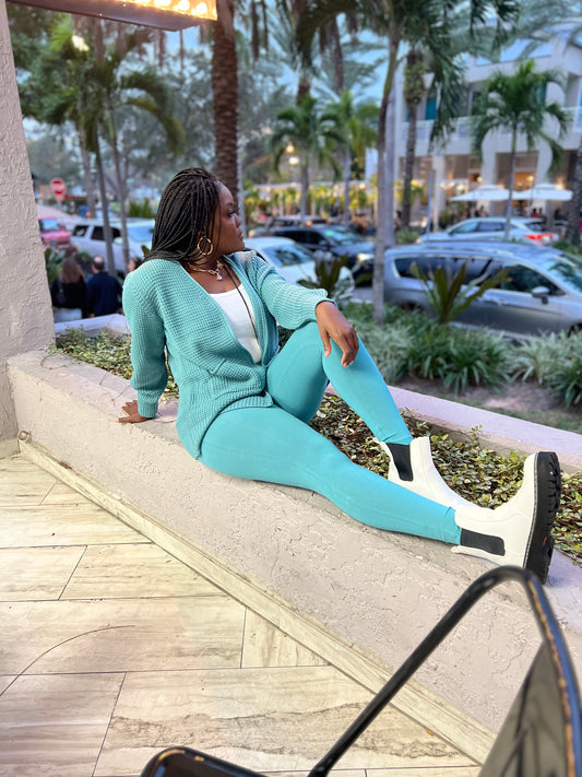 In Your Diva   Teal two piece cardigan set perfect for a night out.  This set is perfect for the on go moms. Good quality legging. Mid weight open sweater. Waffle cardigan with pokets.