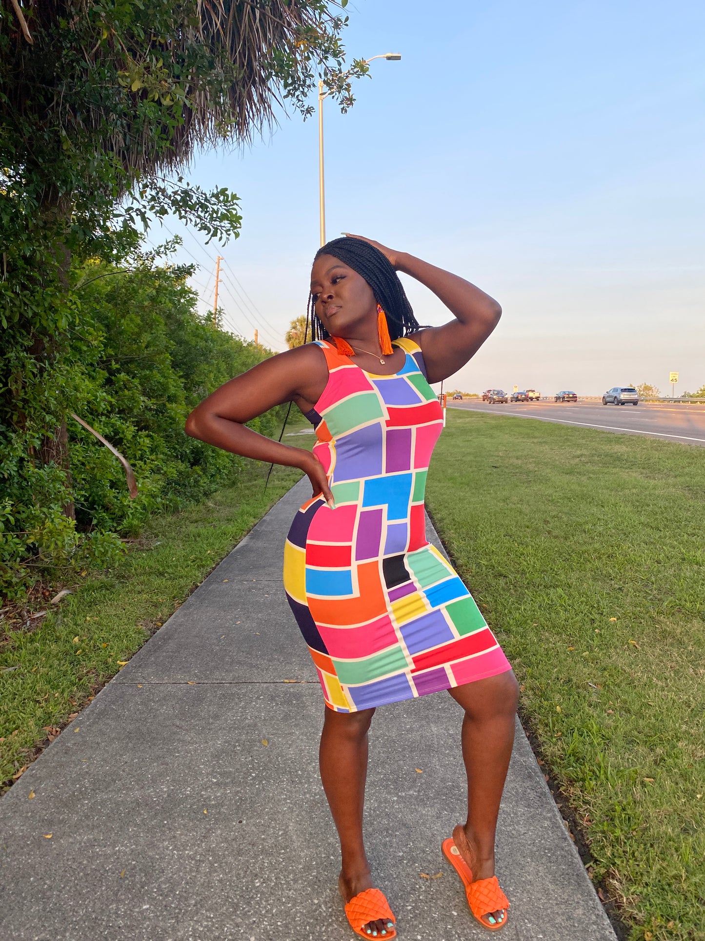 Color block dress. Fitted Dress. Tank dress. Midi dress. Bodycon dress. Color block dress. Multicolor dress. 