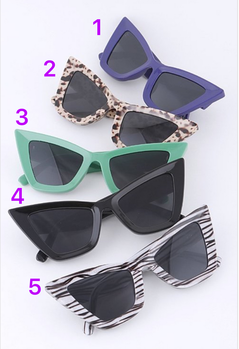 Pointy Cat Eye Retro Sunny Days Sunglasses