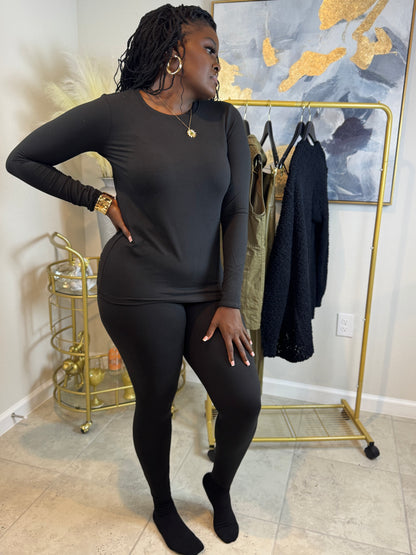 The Hustle Set – Two-piece brushed DTY microfiber round-neck top and leggings set with buttery soft fabric and perfect stretch for all-day comfort.